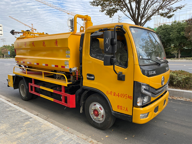 海南藏族清洗吸污车